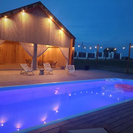 Mazurskie Stodoly * بيكي