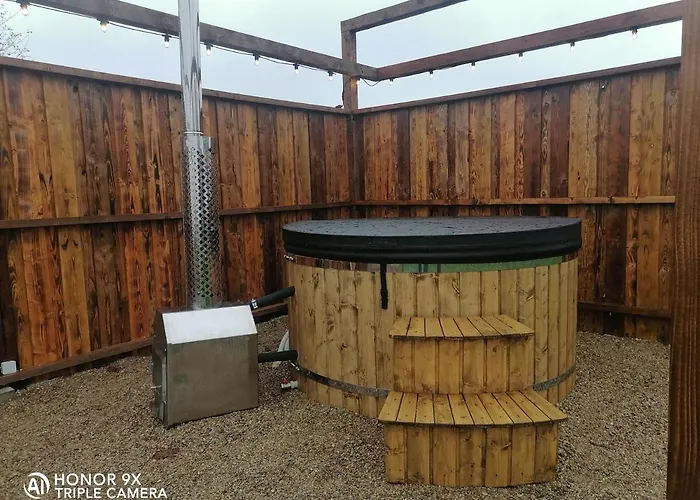 Mazurskie Stodoły * Piecki (Warmian-Masurian)