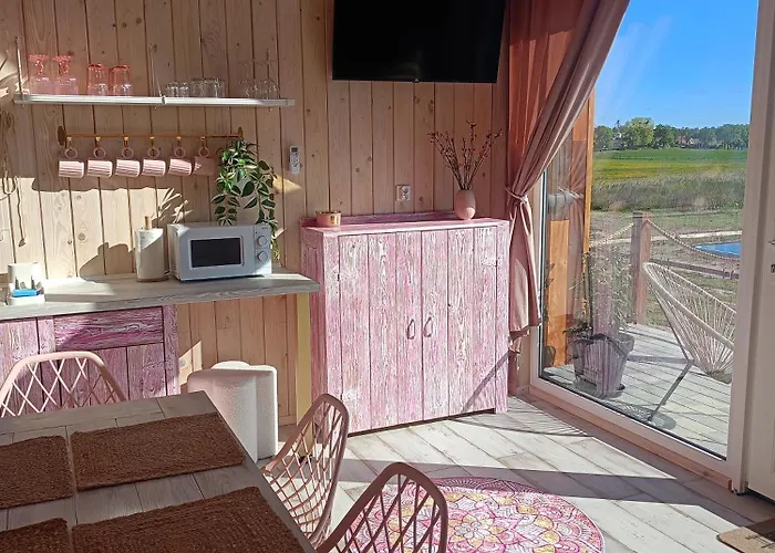 Mazurskie Stodoły Piecki (Warmian-Masurian)